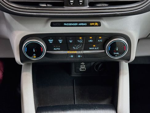 Used 2025 Ford Escape Active FWD image 23