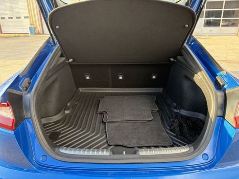 Used 2018 Kia Stinger GT image 23