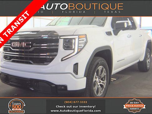 Used 2025 GMC Sierra 1500 SLT RWD image 1