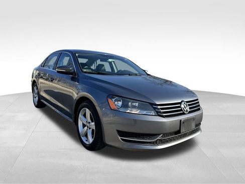 Used 2013 Volkswagen Passat 2.5 SE image 6