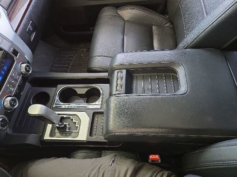 Used 2016 Toyota Tundra Limited AWD/4WD image 59