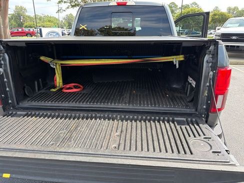 Used 2019 Ford F150 Lariat AWD/4WD image 12