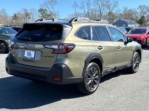 Certified 2025 Subaru Outback Onyx Edition AWD/4WD image 7