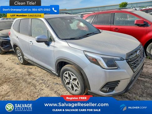 Used 2023 Subaru Forester Premium AWD/4WD image 5