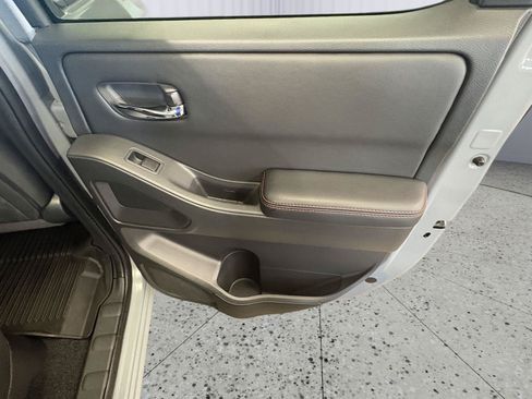 Used 2025 Nissan Frontier PRO-4X w/ Interior Protection Package AWD/4WD image 17