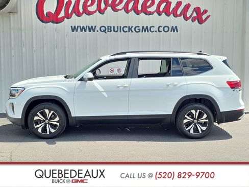 Used 2024 Volkswagen Atlas SE AWD/4WD image 4