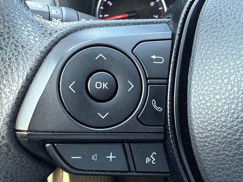 Used 2020 Toyota RAV4 XLE w/ All Weather Liner Package FWD image 29