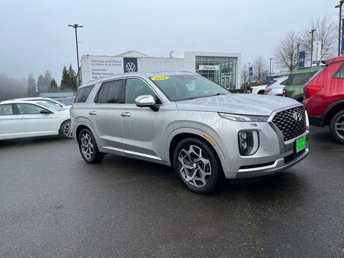 Used 2022 Hyundai Palisade Calligraphy image 9