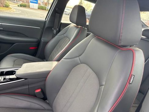 Used 2023 Hyundai Sonata SEL Plus image 13