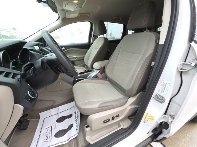 Used 2016 Ford Escape SE w/ Equipment Group 201A FWD image 13
