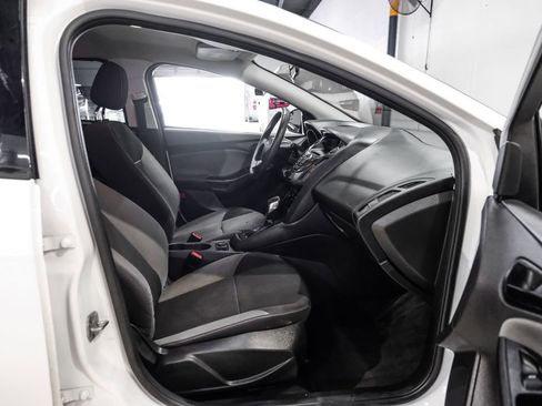 Used 2014 Ford Focus S FWD image 26