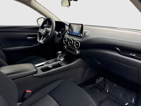 Used 2024 Nissan Sentra SV FWD image 41