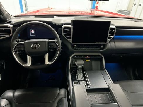 Used 2023 Toyota Sequoia Platinum AWD/4WD image 10