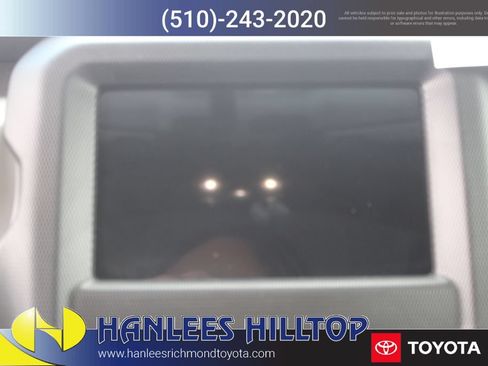 Used 2021 Jeep Wrangler Sport AWD/4WD image 20