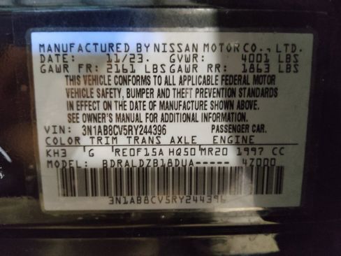 Used 2024 Nissan Sentra SV FWD image 33