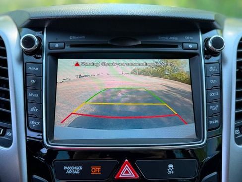Used 2013 Hyundai Elantra GT w/ Style Pkg FWD image 31
