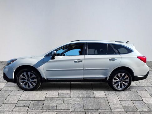 Used 2018 Subaru Outback 2.5i Touring w/ Popular Package #3 image 4