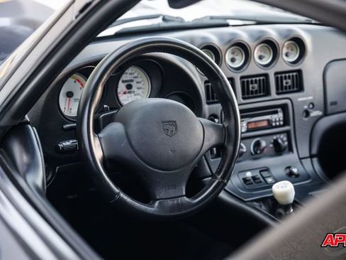 Used 2000 Dodge Viper GTS RWD image 7