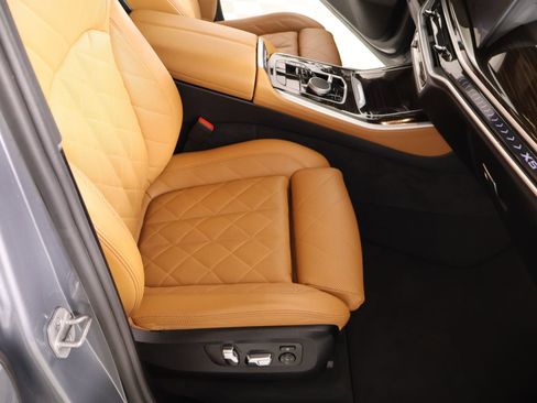 Used 2026 BMW X5 xDrive40i AWD/4WD image 14