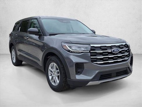 New 2026 Ford Explorer Active RWD image 6
