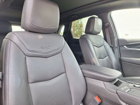 Certified 2023 Cadillac XT5 Premium Luxury w/ Technology Package FWD image 30