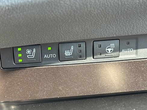 Used 2024 Lexus ES 350 w/ Premium Package FWD image 30
