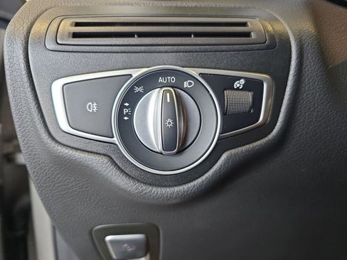 Certified 2022 Mercedes-Benz GLC 300 4MATIC image 29