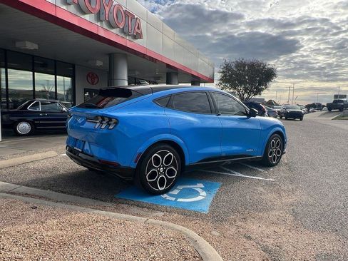 Used 2021 Ford Mustang Mach-E GT image 30