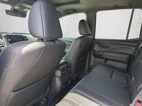 Used 2025 Honda Ridgeline TrailSport image 18