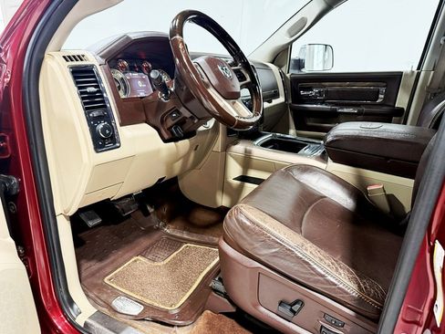 Used 2017 RAM 2500 Limited image 38