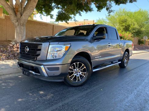 Used 2021 Nissan Titan SV w/ SV Convenience Package RWD image 68