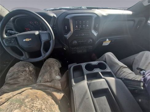 Used 2025 Chevrolet Silverado 1500 Custom w/ Turbomax Blackout Package image 12