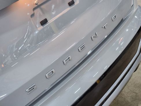 Used 2022 Kia Sorento SX image 25