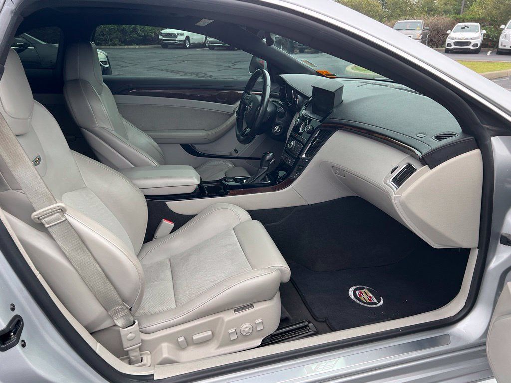 Used 2011 Cadillac CTS V w/ Wood Trim Package RWD image 10