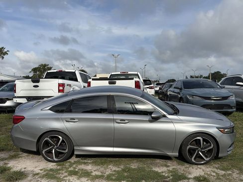 Used 2020 Honda Accord Sport image 4