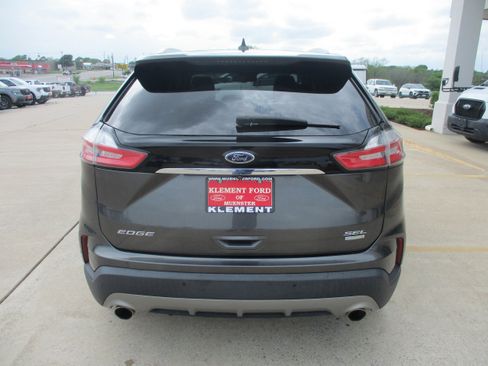 Used 2020 Ford Edge SEL w/ Convenience Package FWD image 7