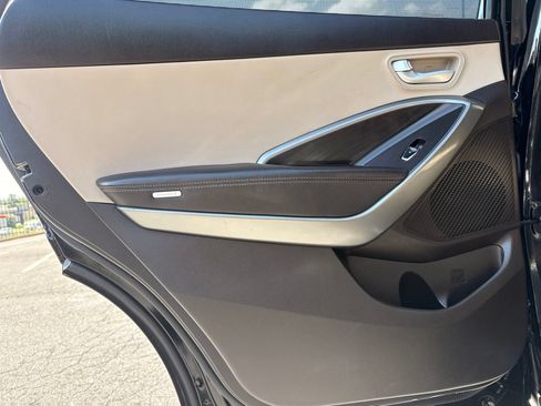 Used 2017 Hyundai Santa Fe SE w/ SE Premium Package 02 FWD image 26