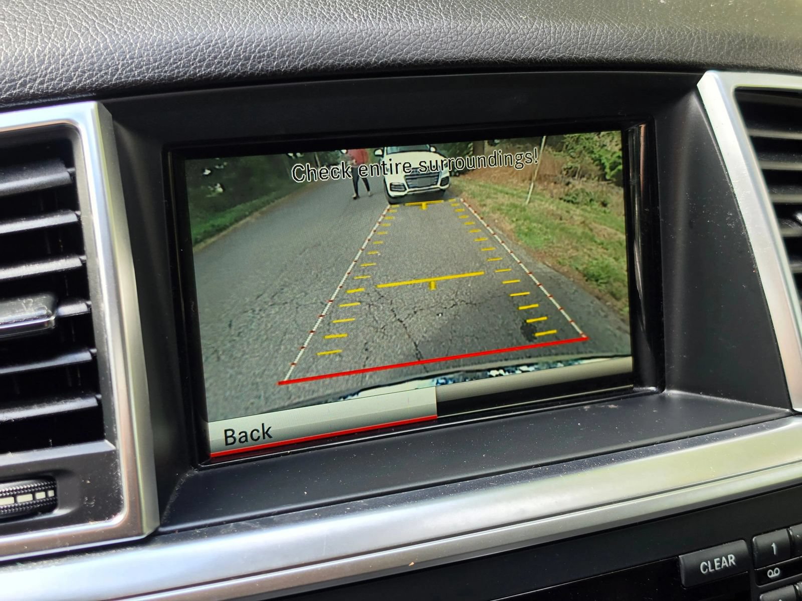 Used 2015 Mercedes-Benz ML 350 4MATIC image 28