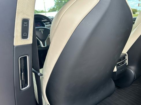 Used 2017 Tesla Model X 100D image 30