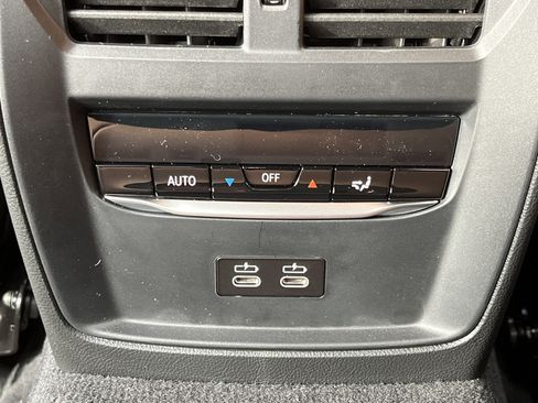 New 2026 BMW 330i Sedan w/ M Sport Package image 22