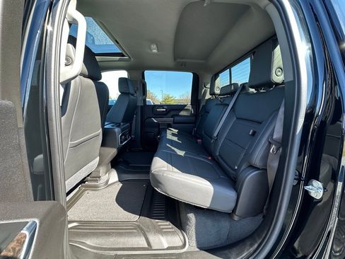Used 2023 GMC Sierra 2500 Denali w/ Denali Ultimate Package image 6