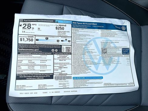 New 2026 Volkswagen Tiguan SE R-Line FWD image 22