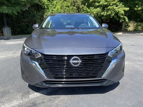 Used 2025 Nissan Sentra SV w/ All-Weather Package FWD image 3