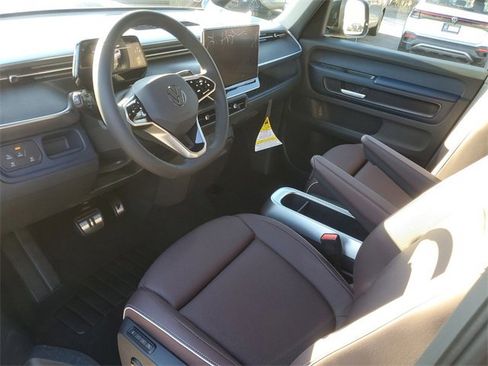 New 2025 Volkswagen ID. Buzz Pro S image 19