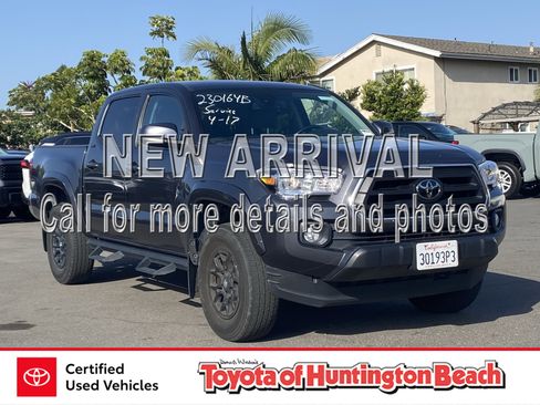 Used 2022 Toyota Tacoma SR5 image 1