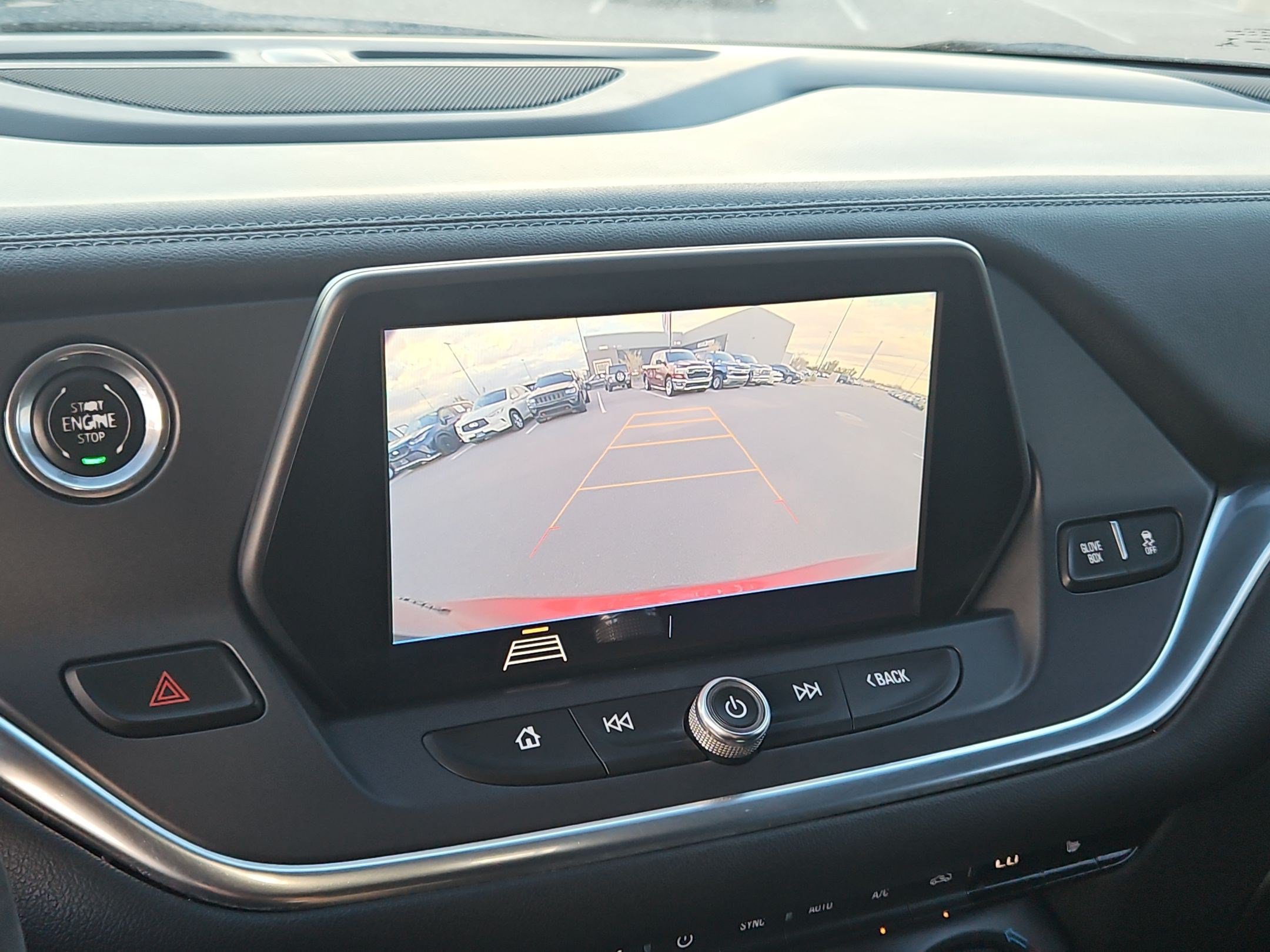 Used 2019 Chevrolet Blazer LT FWD image 19
