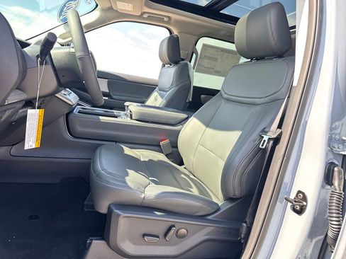 New 2026 Ford Expedition Max Active AWD/4WD image 16