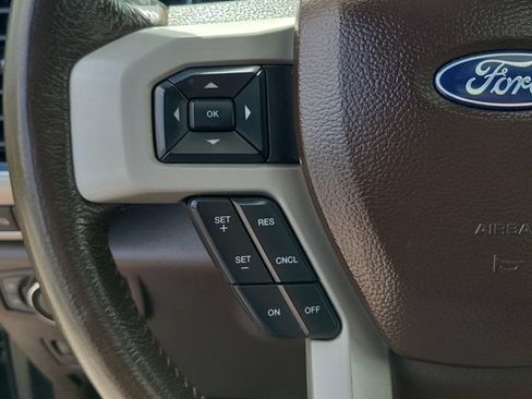 Certified 2022 Ford F350 King Ranch w/ Tremor Off-Road Package AWD/4WD image 24