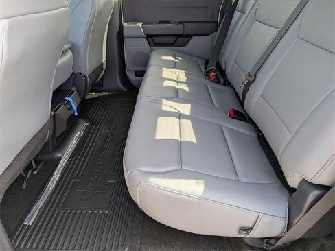 New 2026 Ford F350 XL w/ XL Chrome Package image 24