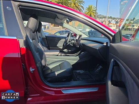 Used 2019 Tesla Model 3 Standard Range Plus image 63